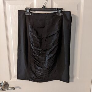 Ann‎ Taylor 100% Woven Silk Ruched Lined Pencil Skirt Size 4 Petite